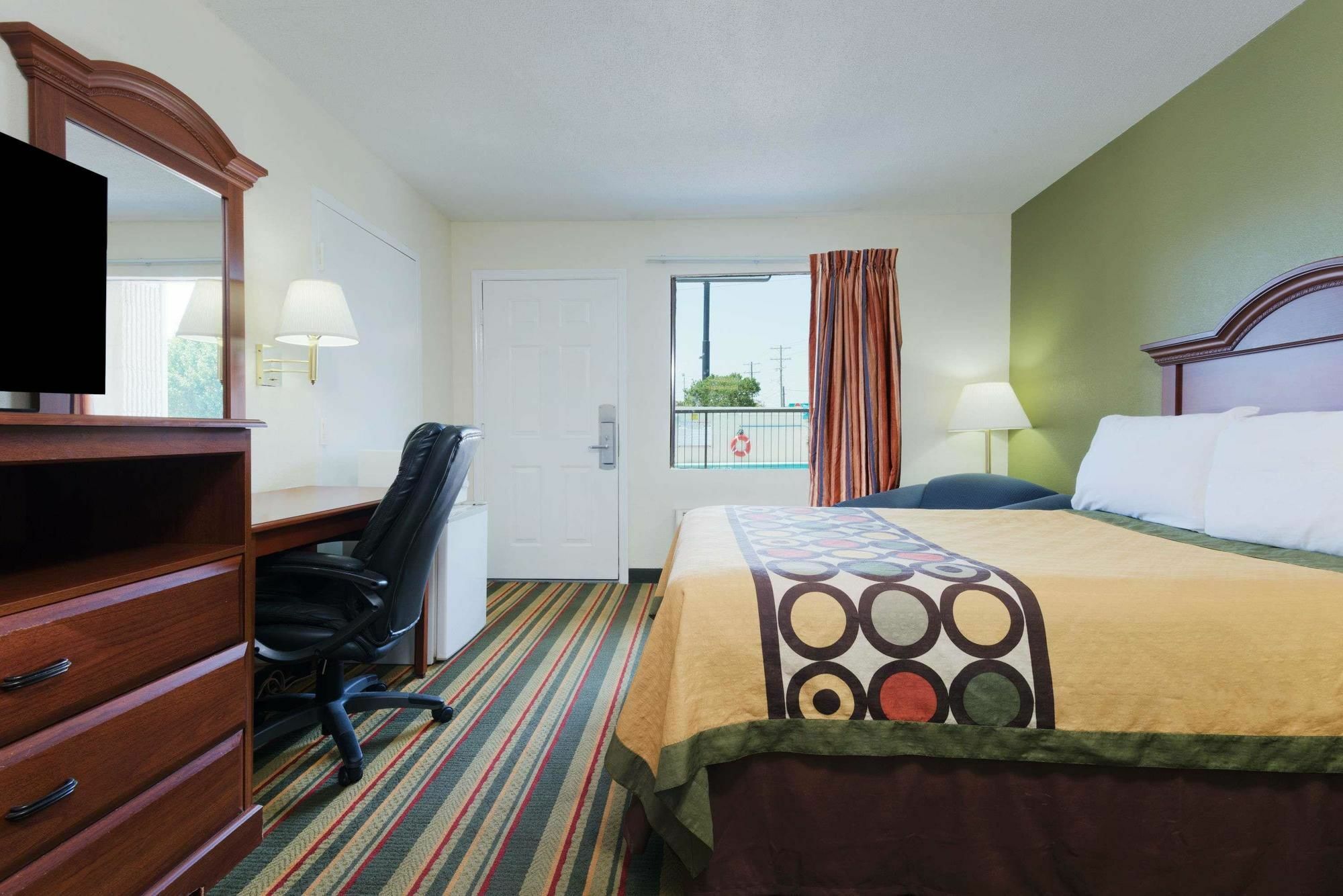 Baymont By Wyndham Troy Hotel Exterior foto